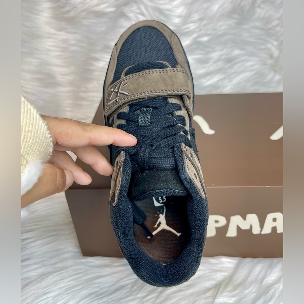 Jumpman Jack TR Sneakers - Picture 7 of 10